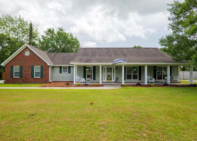 Property at 3813 Winchester Pl, Valdosta, GA 31602, 3 beds, 2 baths