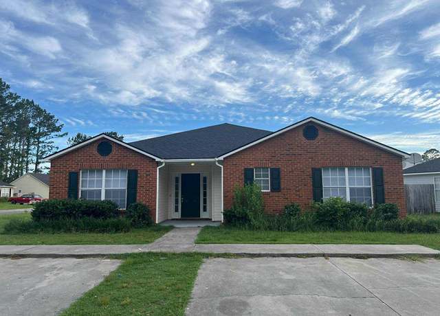 Property at 300 Brookfield Rd, Valdosta, GA 31602, 4 beds, 4 baths