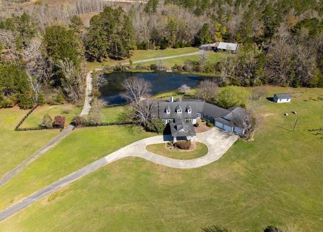 Property at 8200 W GA Hwy 122, Hahira, GA 31632, 5 beds, 4.5 baths