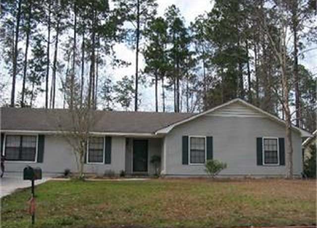 Property at 3206 Perimeter Cir, Valdosta, GA 31602, 4 beds, 2 baths