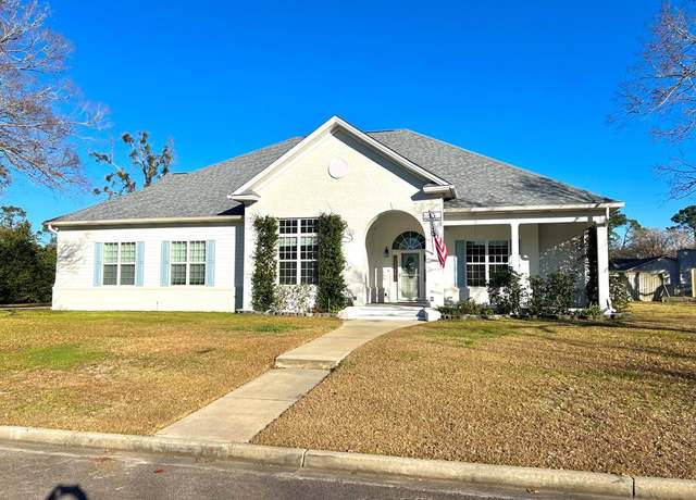 Property at 15 Charles Way Cir, Valdosta, GA 31602, 6 beds, 3.5 baths