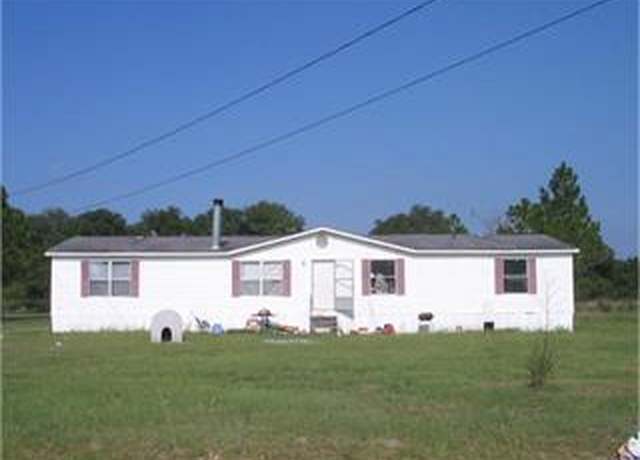 Property at 25 Wilson Ln, Ray City, GA 31645, 5 beds, 3 baths