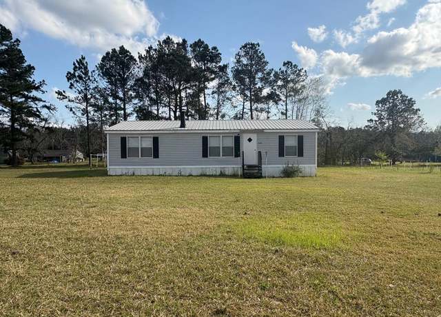 Property at 4640 Daniel Hester Rd, Valdosta, GA 31605, 3 beds, 2 baths
