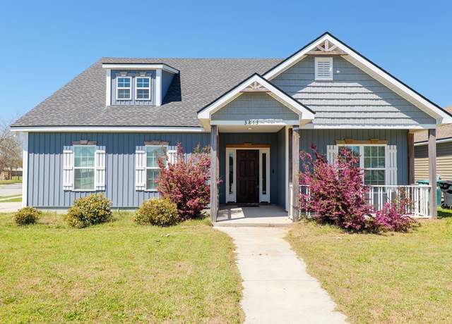 Property at 3813 Coventry Dr, Valdosta, GA 31605, 3 beds, 2 baths