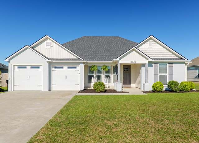Property at 3941 Medieval Ct, Valdosta, GA 31605, 4 beds, 3 baths