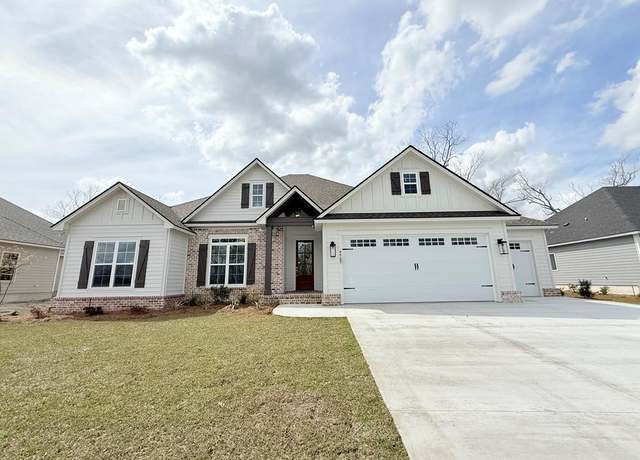 Property at 4969 Hatfield Cir, Hahira, GA 31632, 4 beds, 3 baths