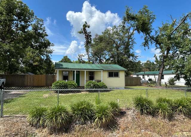 Property at 2913 Dogwood Cir, Valdosta, GA 31602, 3 beds, 1 bath