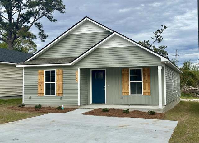 Property at 1526 Woodard St, Remerton, GA 31601, 3 beds, 2 baths