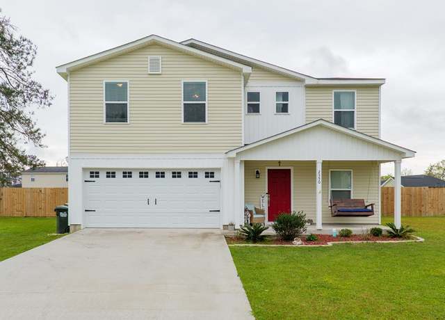 Property at 2550 Naples Ln, Valdosta, GA 31601, 4 beds, 2.5 baths