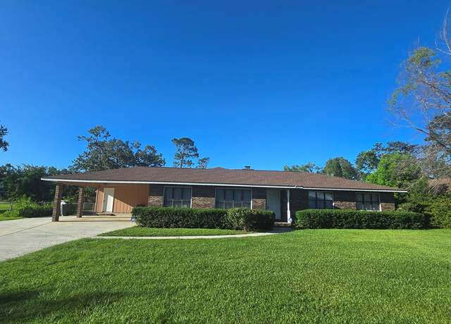 Property at 617 Ledgedale Cir, Valdosta, GA 31602, 3 beds, 2 baths