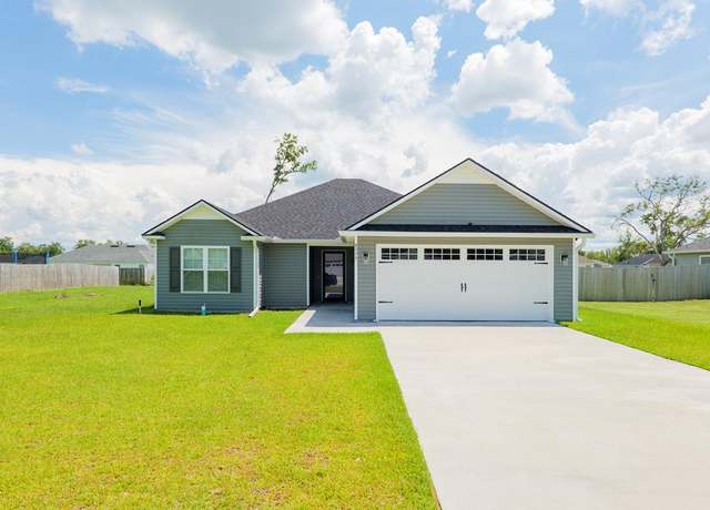 Property at 4577 Quarterman Estates Dr, Valdosta, GA 31601, 3 beds, 2 baths