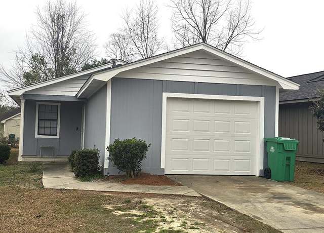 Property at 2804 Kirkwood Cir, Valdosta, GA 31602, 2 beds, 1 bath