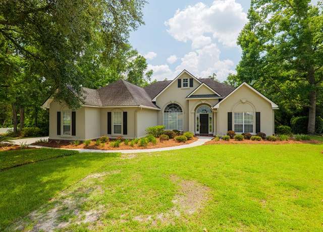 Property at 304 Knob Hl, Valdosta, GA 31602, 4 beds, 2.5 baths