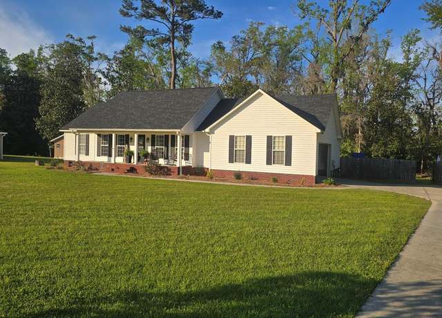 Property at 1608 Shane Cir, Nashville, GA 31639, 3 beds, 2 baths