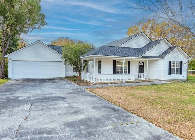 Property at 4329 Lynn Ross Dr, Valdosta, GA 31605, 3 beds, 2 baths