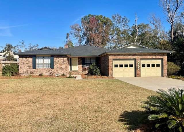 Property at 4327 Oak Ridge Bnd, Valdosta, GA 31602, 3 beds, 2 baths