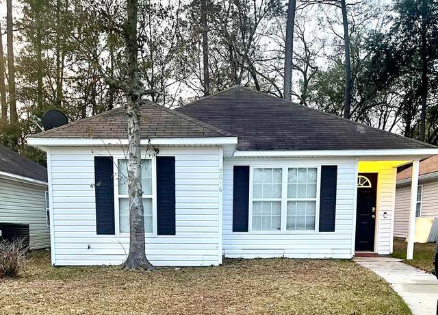 Property at 3016 Ginny Dr, Valdosta, GA 31602, 3 beds, 2 baths