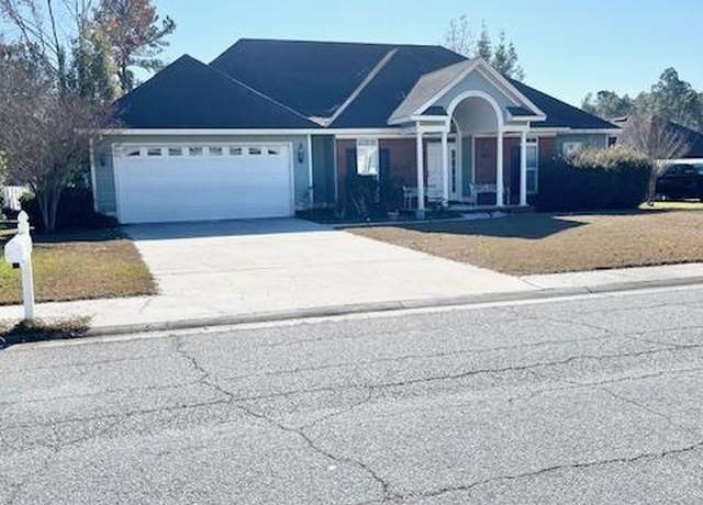 Property at 3804 Thoreau Dr, Valdosta, GA 31605, 4 beds, 2 baths