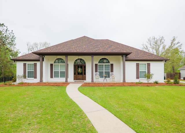 Property at 4510 Mahan Dr, Hahira, GA 31632, 4 beds, 3 baths
