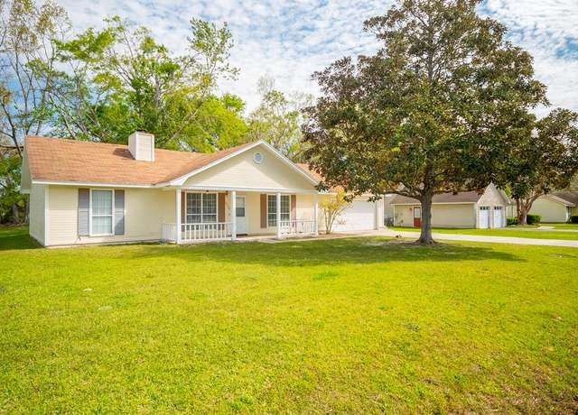 Property at 5210 N Northridge Rd, Valdosta, GA 31605, 3 beds, 2 baths