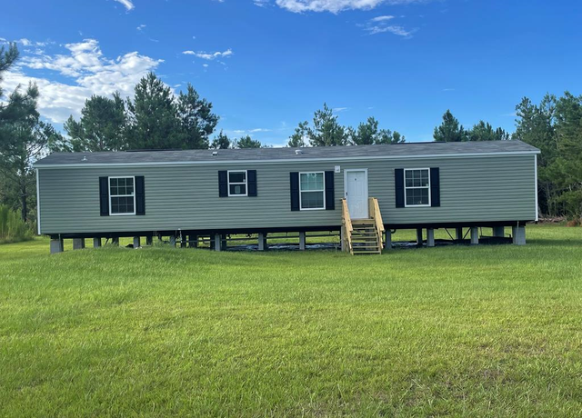 Property at 70 Oscar Carter Ln, Lakeland, GA 31635, 3 beds, 2 baths