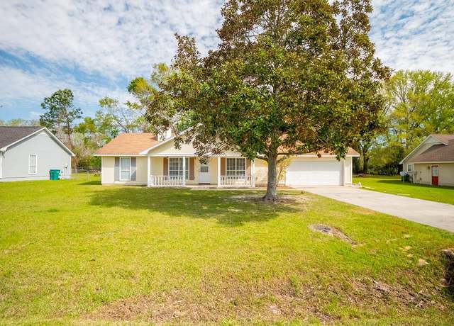 Property at 5210 N Northridge Rd, Valdosta, GA 31605, 3 beds, 2 baths