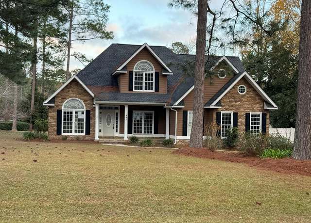 Property at 495 E Gate Dr, Thomasville, GA 31757, 4 beds, 3 baths