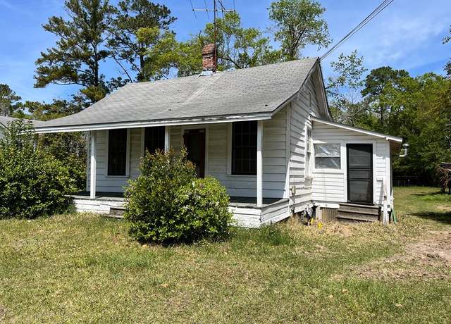 Property at 1504 E Screven St, Quitman, GA 31643, 2 beds, 1 bath