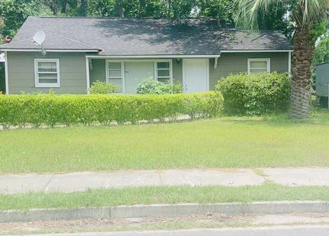 Property at 732 E Brookwood Pl, Valdosta, GA 31601, 3 beds, 1 bath