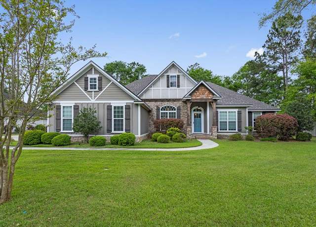 Property at 3647 Knights Mill Dr, Valdosta, GA 31605, 4 beds, 2.5 baths