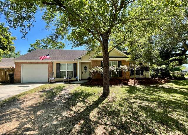 Property at 3800 Sage Meadows Dr, Valdosta, GA 31602, 3 beds, 2 baths