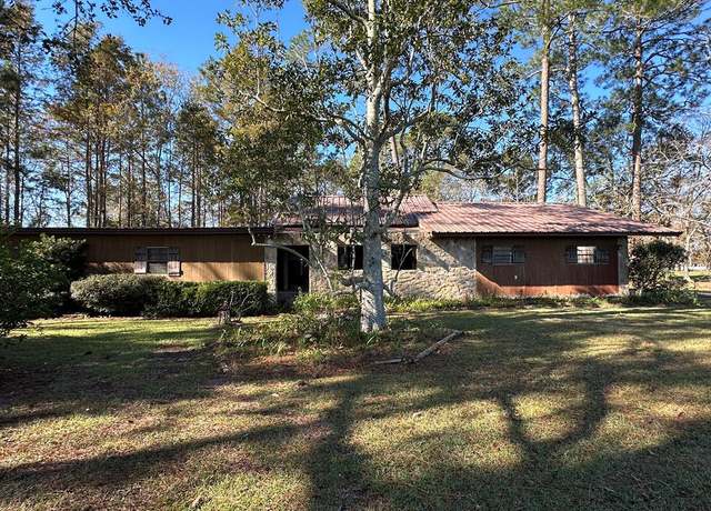 Property at 289 Arthur Newbern Rd, Adel, GA 31620, 3 beds, 3 baths