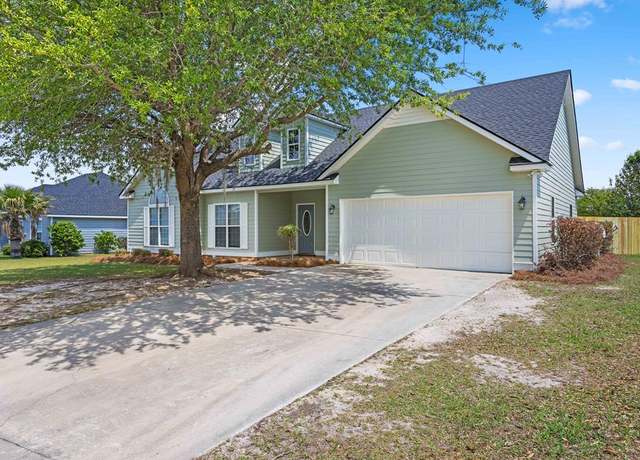 Property at 5599 Pasadena Way, Valdosta, GA 31601, 3 beds, 2 baths
