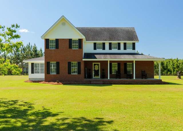 Property at 129 Kimble Rd, Nashville, GA 31639, 4 beds, 2.5 baths