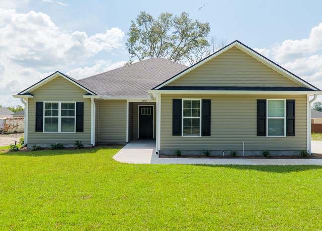 Property at 4452 Whitewater Rd, Valdosta, GA 31601, 3 beds, 2 baths