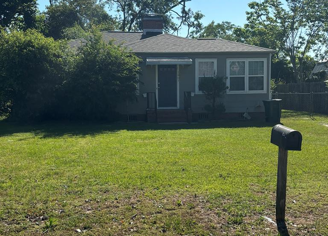 Property at 1807 Iola Dr, Valdosta, GA 31602, 2 beds, 1 bath