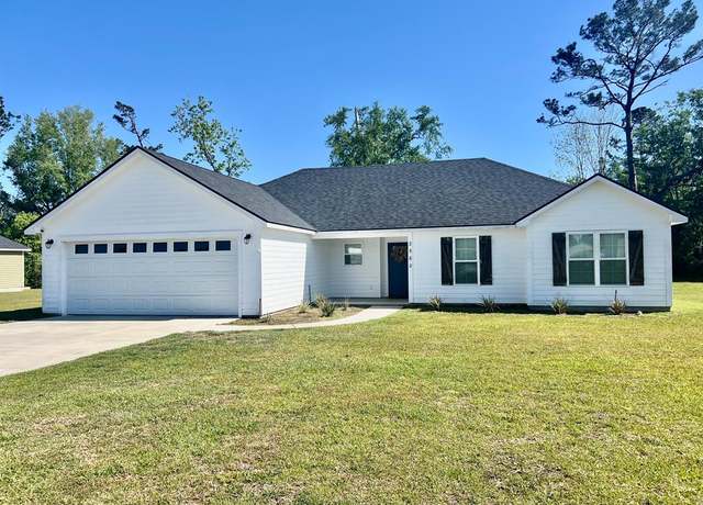 Property at 2562 Tuscan Way, Valdosta, GA 31601, 4 beds, 2 baths