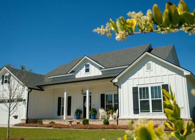 Property at 4809 Brown Cat Cir, Hahira, GA 31632, 4 beds, 3 baths