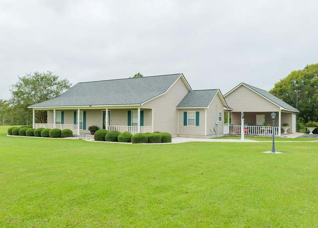 Property at 239 Baskins Rd, Lakeland, GA 31635, 2 beds, 2 baths
