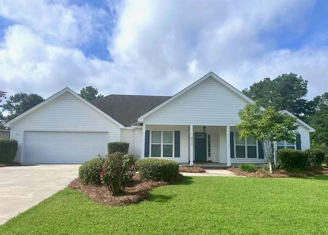 Property at 4017 Conway Cir, Valdosta, GA 31605, 4 beds, 2 baths
