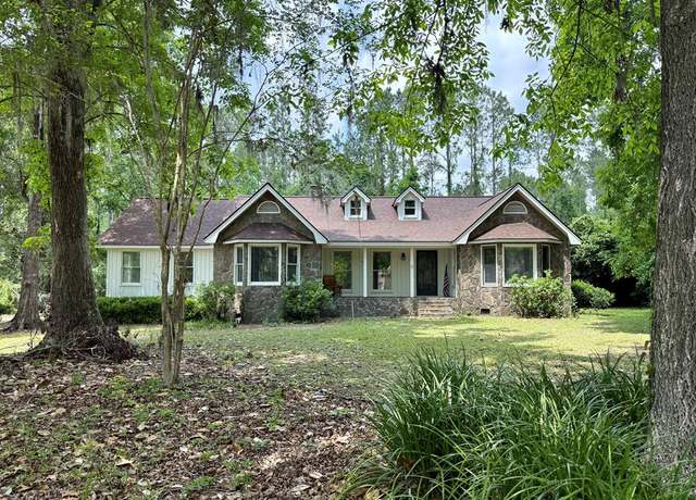 Property at 4538 Golden Oaks Dr, Valdosta, GA 31602, 3 beds, 2 baths
