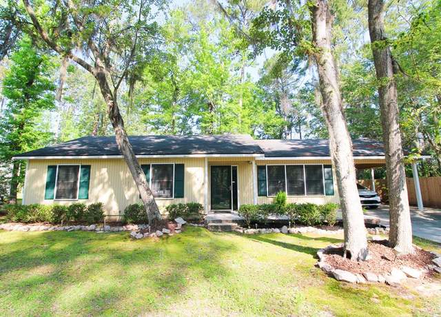 Property at 3120 Tyndall Dr, Valdosta, GA 31602, 3 beds, 2 baths