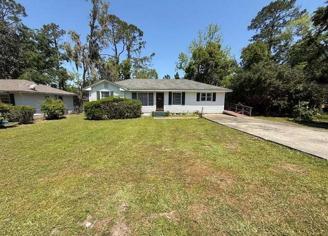 Property at 704 Lausanne Dr, Valdosta, GA 31601, 4 beds, 1.5 baths