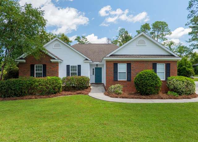 Property at 600 Gornto Rd, Valdosta, GA 31602, 3 beds, 2 baths