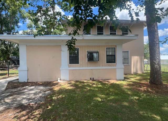 Property at 206 E Force St, Valdosta, GA 31602, 4 beds, 2.5 baths