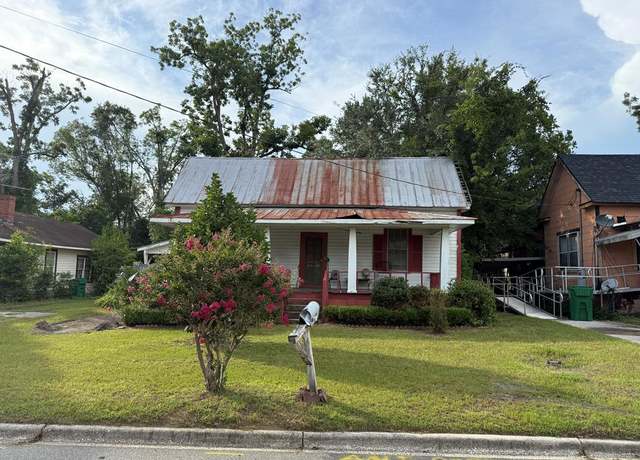 Property at 410 SW West Adair St, Valdosta, GA 31601, 2 beds, 1 bath