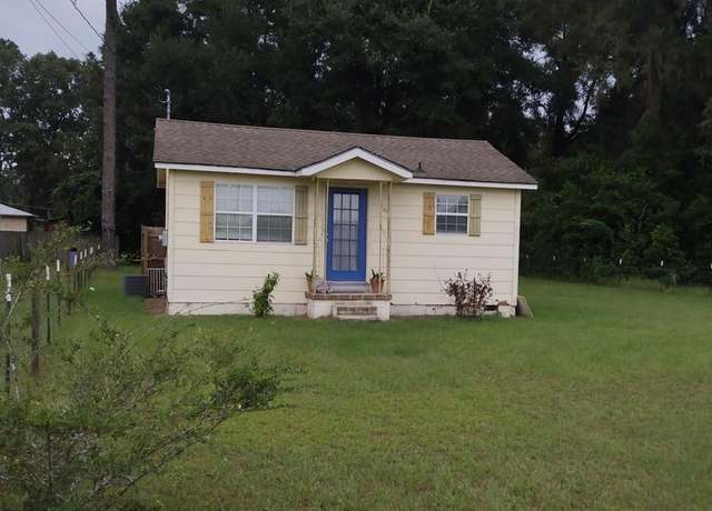 Property at 103 E Bostick Ave, Lakeland, GA 31635, 1 bed, 1 bath