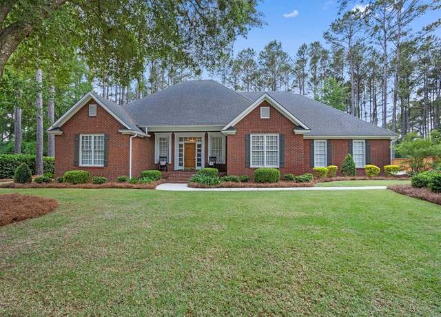 Property at 4206 W Whisperwood Cir, Valdosta, GA 31602, 4 beds, 3.5 baths
