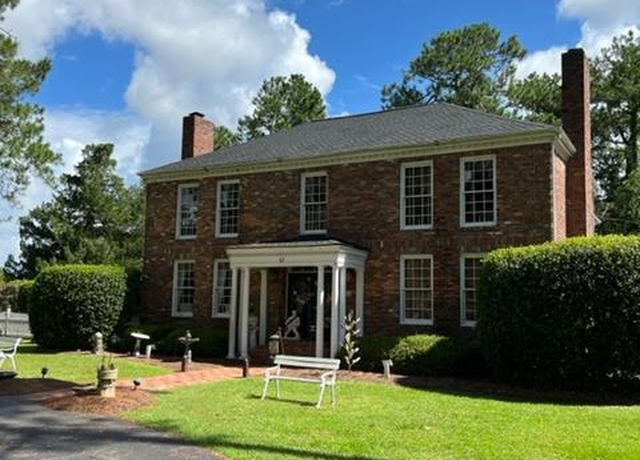 Property at 961 Fargo Hwy, Homerville, GA 31634, 5 beds, 5 baths