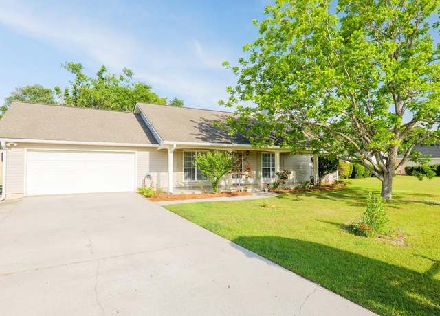 Property at 3905 Brookfield Dr, Valdosta, GA 31605, 4 beds, 2 baths